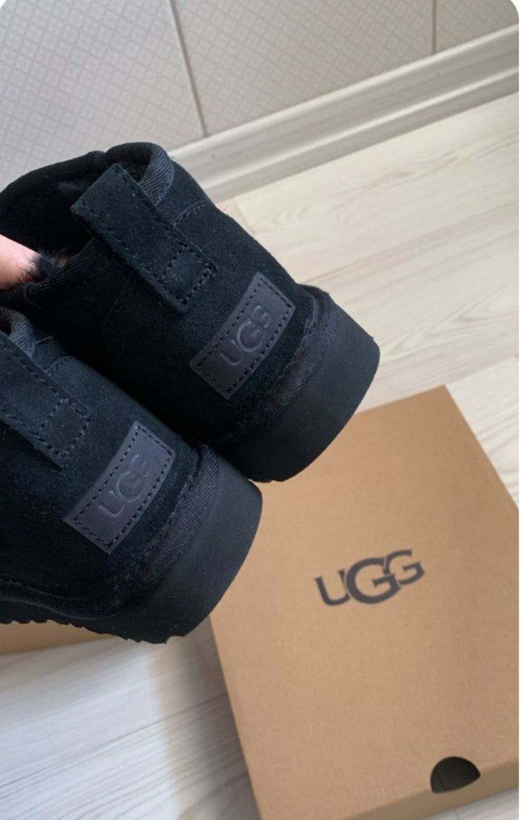 UGG