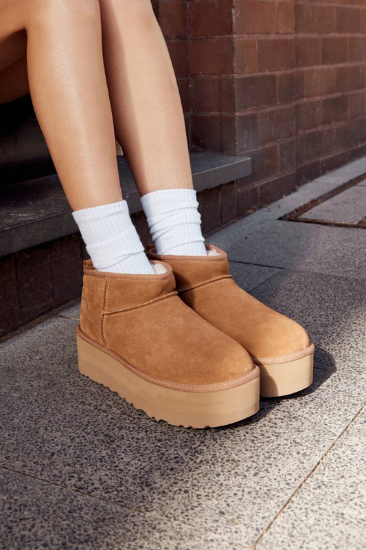 UGG