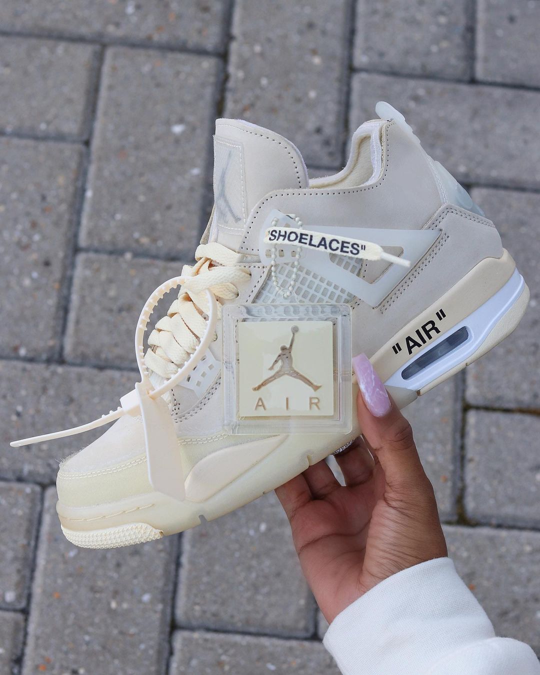 Nike Air Jordan 4